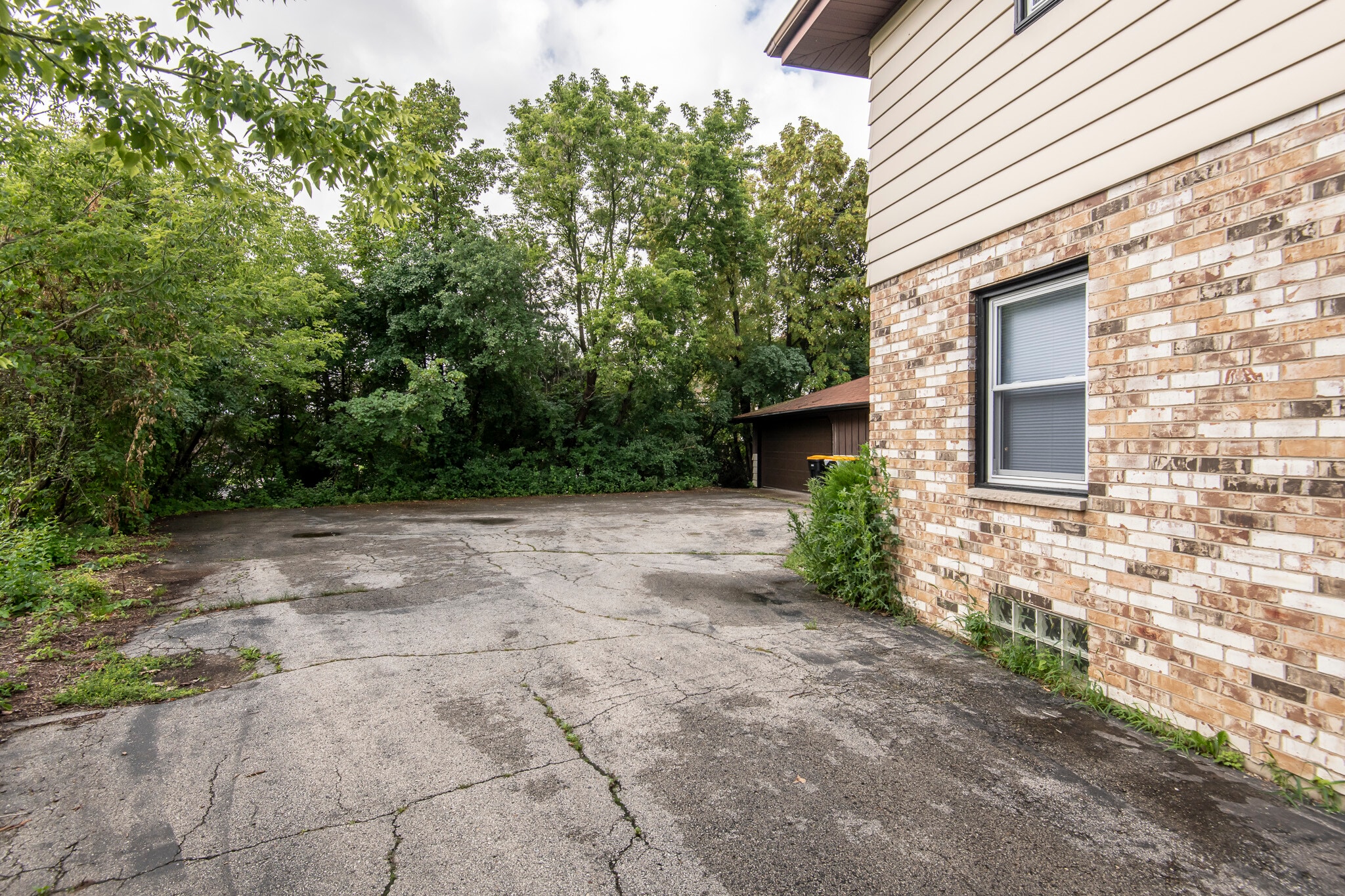 Building Photo - 2621 N 122nd St