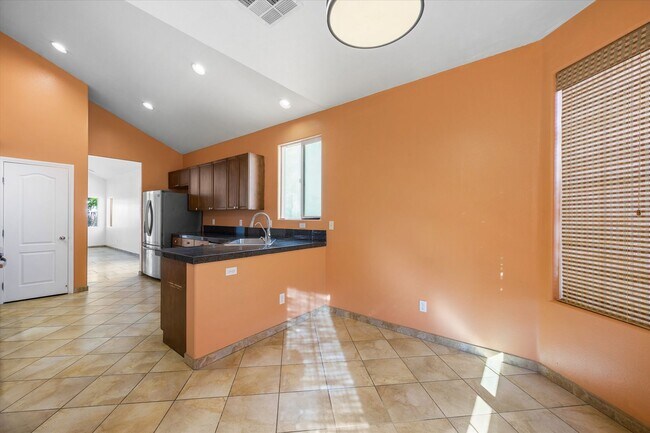 Building Photo - Welcome Home to this awesome 4 Bedroom Home