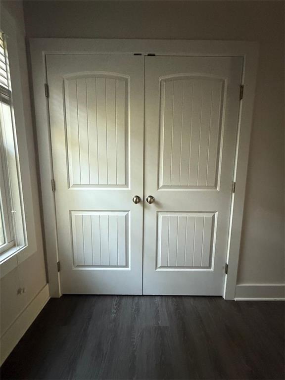 Building Photo - 5210 Phoenix St