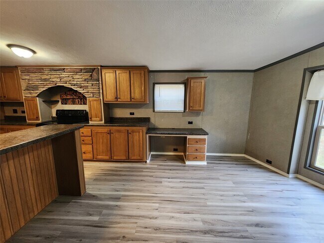 Building Photo - 19598 County Rd 2343