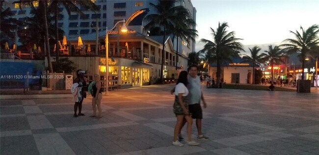 Building Photo - 1600 S Ocean Dr