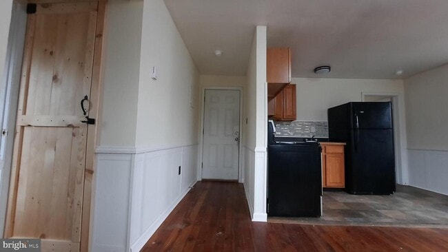 Building Photo - 203 Cloud St