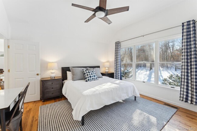 Building Photo - 14 Hildreth Rd S