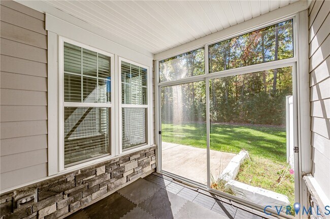 Building Photo - 5617 Benoni Ct