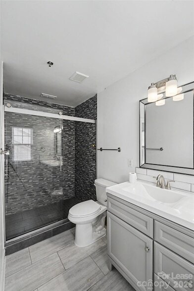 Building Photo - 6424 Royal Celadon Way