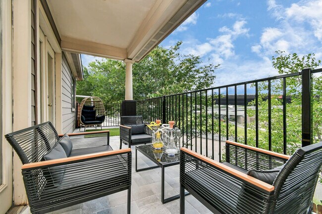 Building Photo - 2905 Baer St