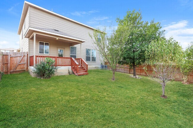 Building Photo - 24262 Invitation Oak