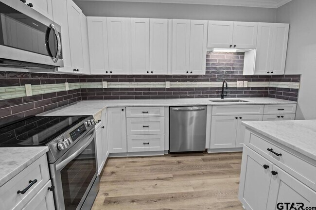 Building Photo - 13024 Clydesdale Ct