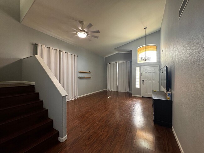 Building Photo - 4 BEDROOM WITH POOL IN DYNAMITE RANCH