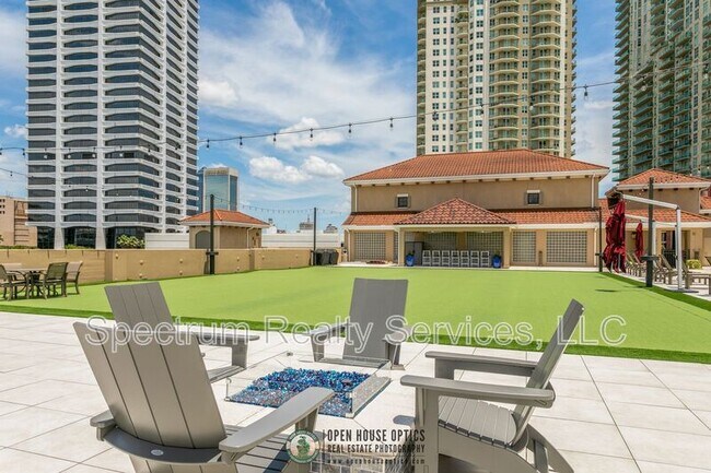 Building Photo - 1478 Riverplace Blvd