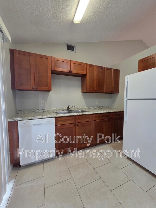 Building Photo - 320 Eron Way