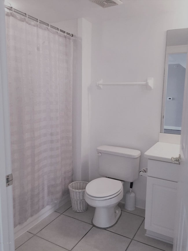 Building Photo - 2055 S Atlantic Ave