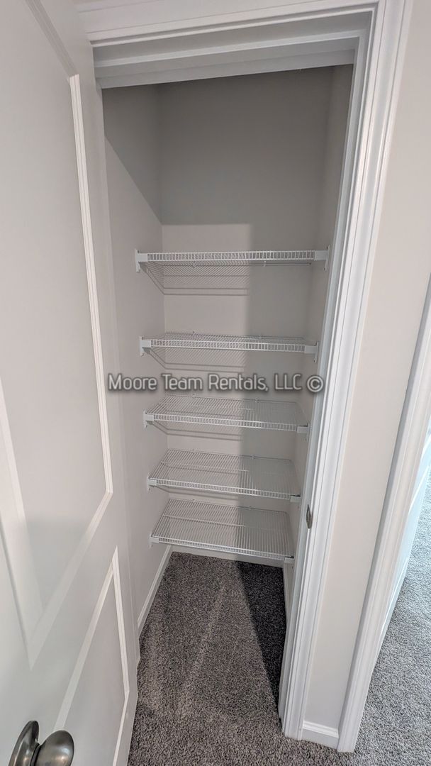 Building Photo - 1st Mo Free* - New 3BR Townhome in Arden