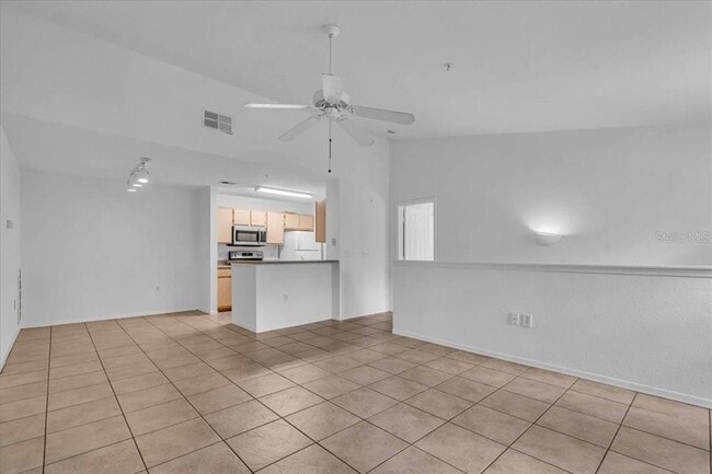 Building Photo - 7405 Vista Way