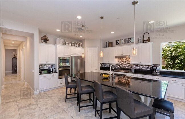 Building Photo - 32176 Golden Eye Dr