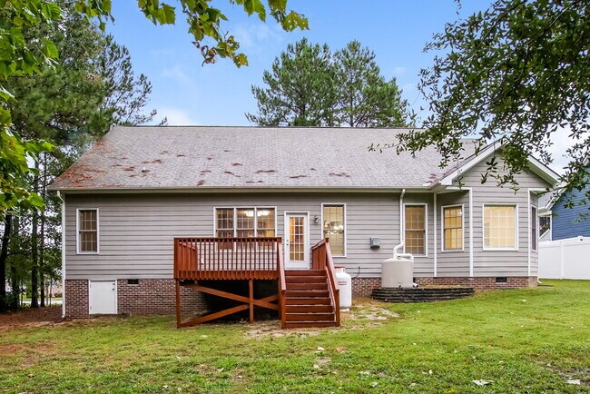 Building Photo - 604 Beautyberry Ln