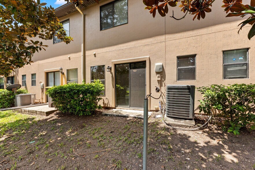Building Photo - 4613 Gerber Ct