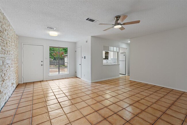 Building Photo - 2616 Audubon Pl