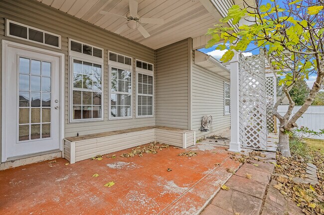 Building Photo - 2426 Quail Ridge Ln SW