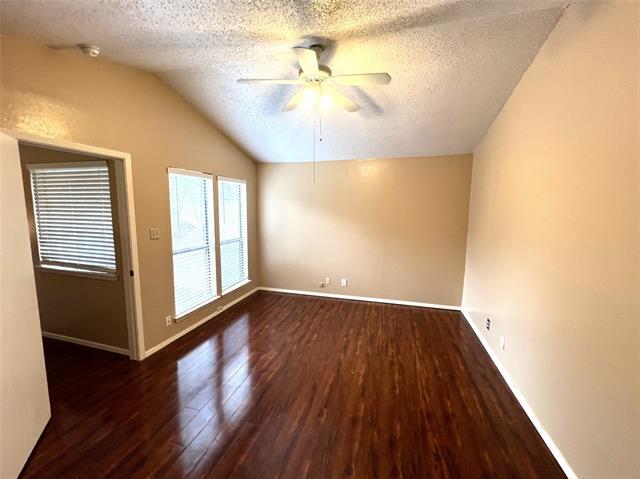 Building Photo - 1619 Brentwood Dr