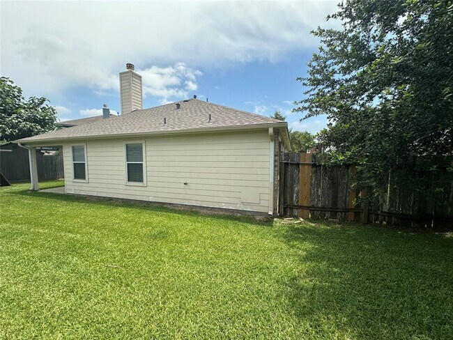Building Photo - 2704 Quail Dove Ln