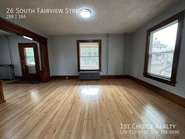 Building Photo - 26 S Fairview St