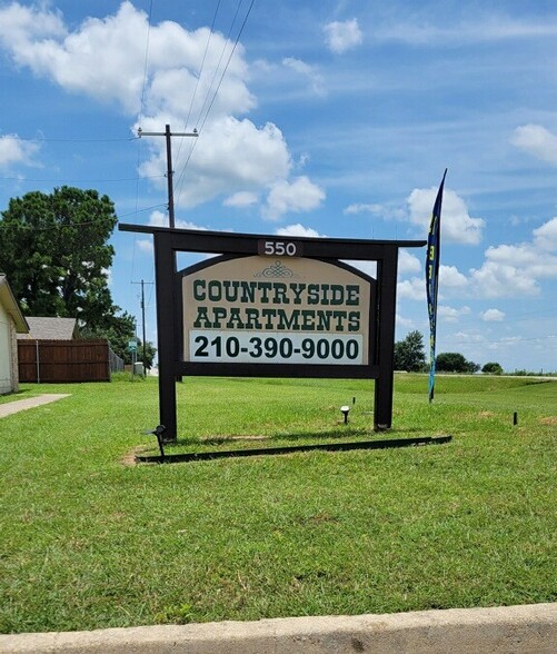 Primary Photo - Countryside Apartments