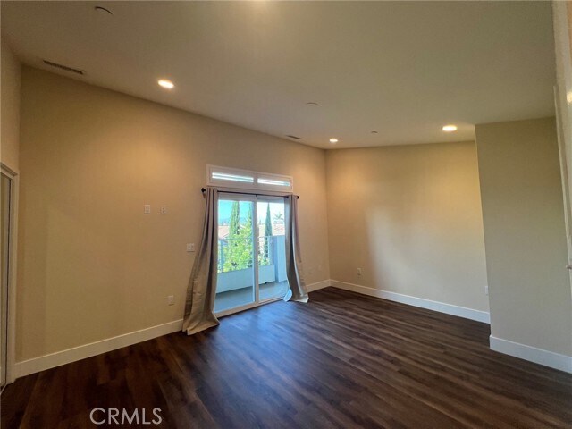 Building Photo - 13804 Cordary Ave