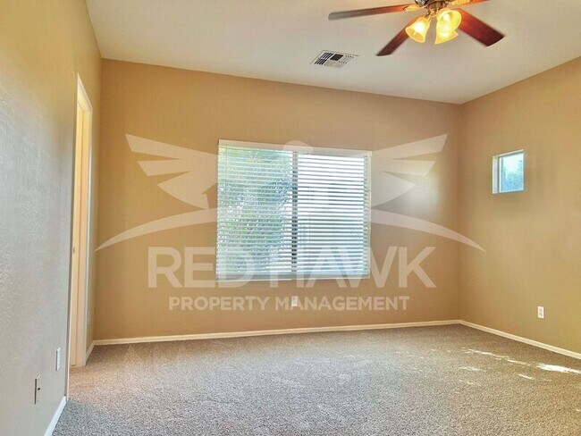 Building Photo - 5329 W Glass Ln