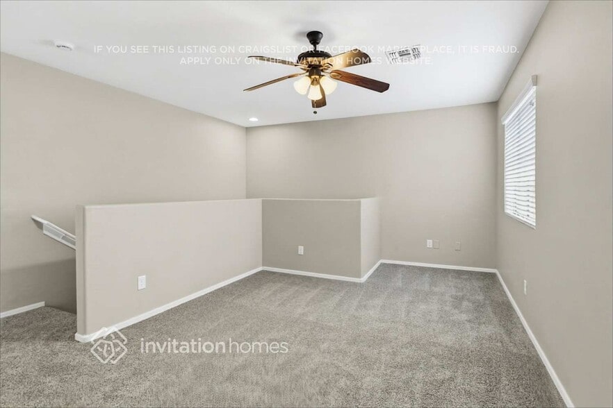 Building Photo - 3217 W Santa Cruz Ave