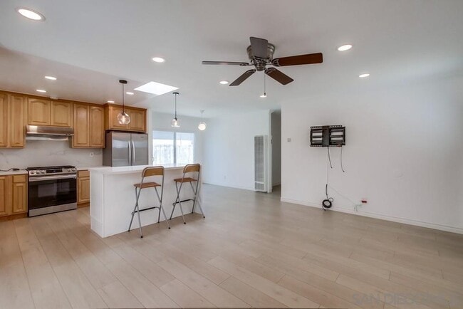 Building Photo - 5068 Baxter St