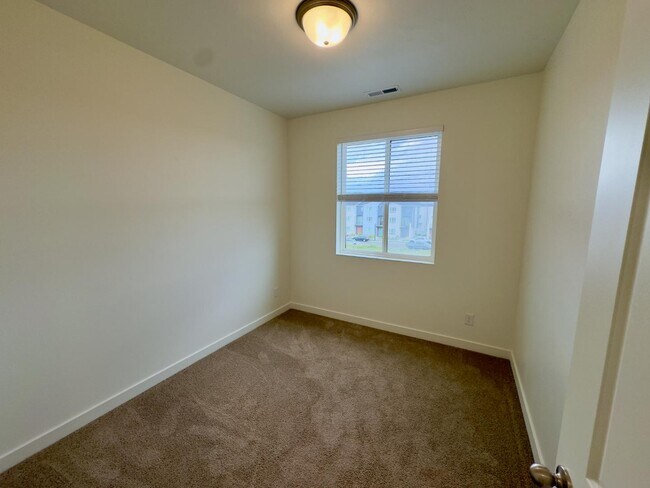 Building Photo - 442 S 900 W