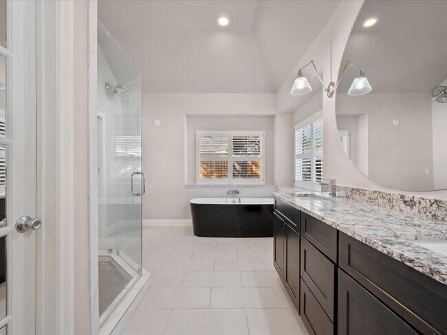 Building Photo - 3410 Marywood Dr