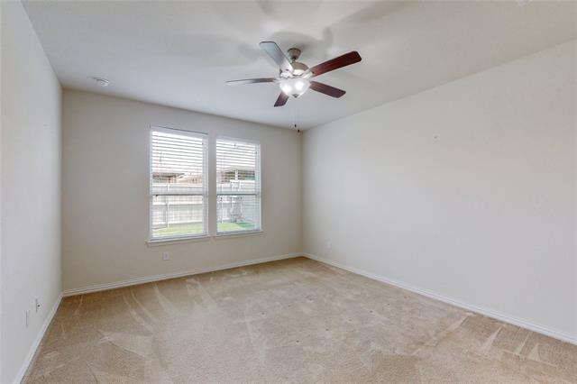 Building Photo - 2424 Mockingbird Ct
