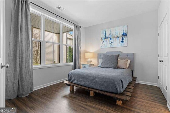 Building Photo - 4391 Gillon Cir SE