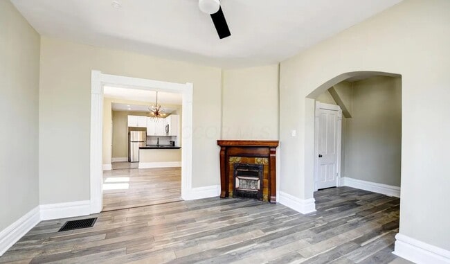 Building Photo - 47-49 S Monroe