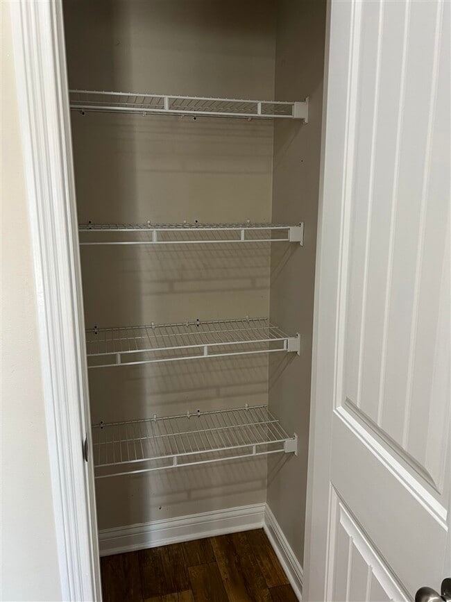 Building Photo - 593 Springfield Blvd