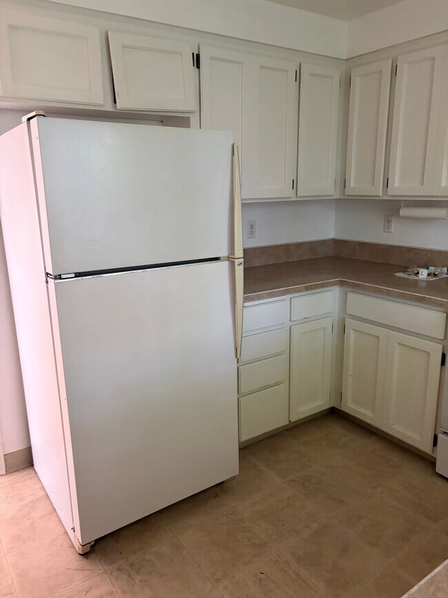 Building Photo - 2 Bedroom Duplex in Newberg