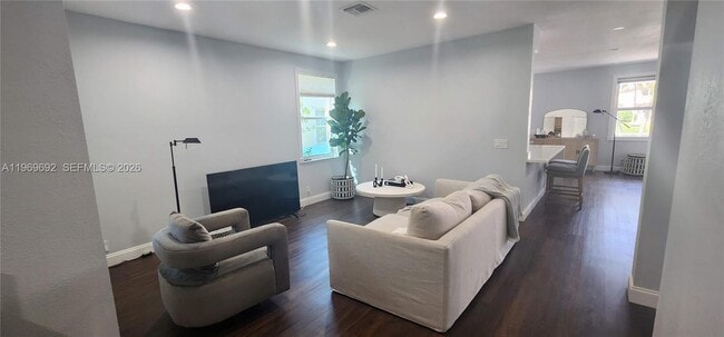 Building Photo - 833 Vista Meadows Dr