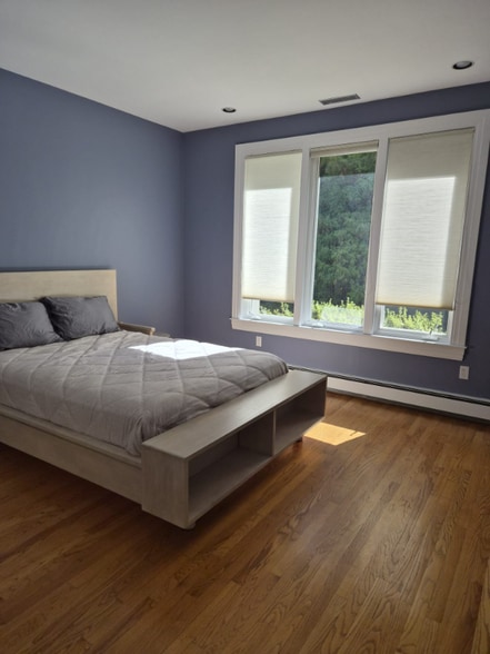 Building Photo - 423 Concord Rd