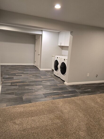 Laundry/Flex Space v2 - 8731 Field Way
