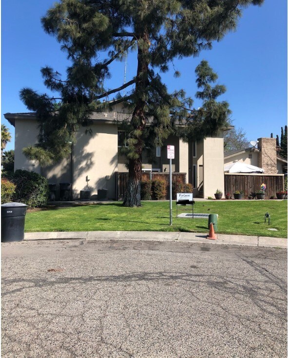 Building Photo - 2706 S Sallee Ct