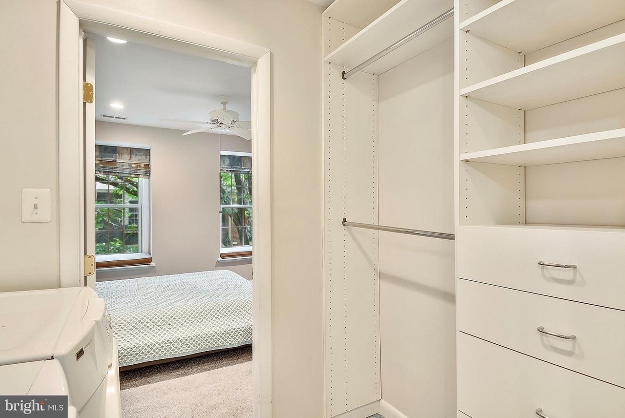 master closet - 1107 Fairview Ct