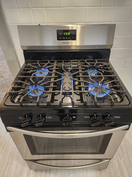 Range - 2107 N 51st St