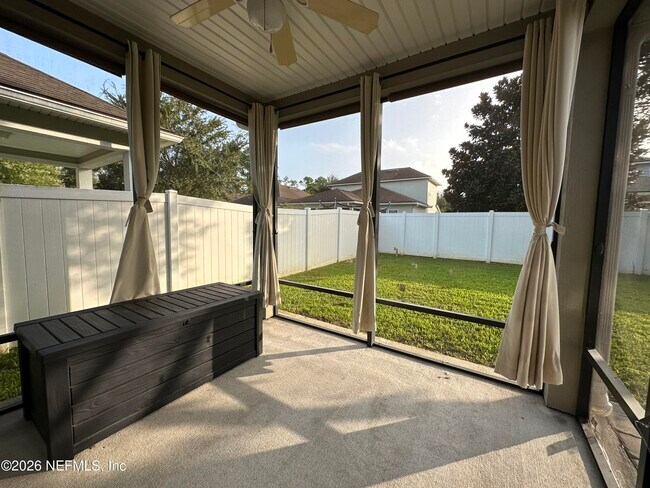 Building Photo - 12173 Hatherden Ct
