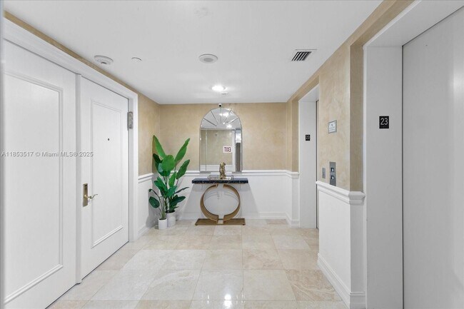 Building Photo - 20201 E Country Club Dr