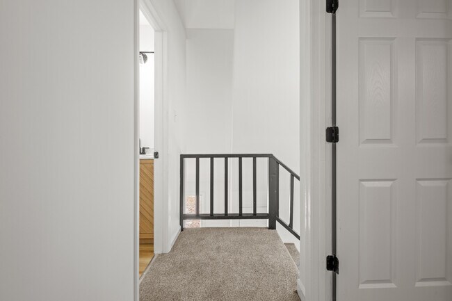 Building Photo - 7311 John Elizabeth Pl