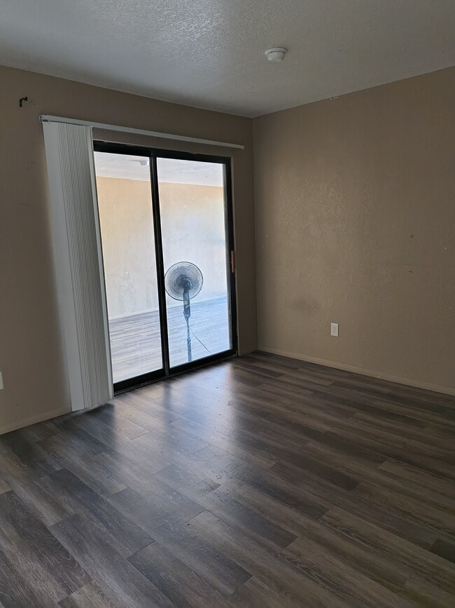 Building Photo - 16916 E Salida Dr