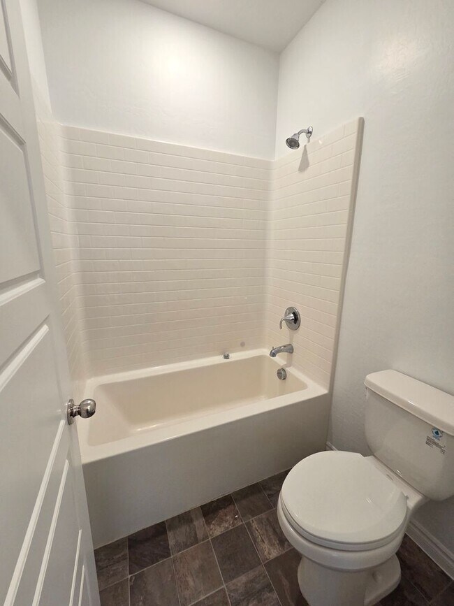 Building Photo - 2868 Amphion Ct