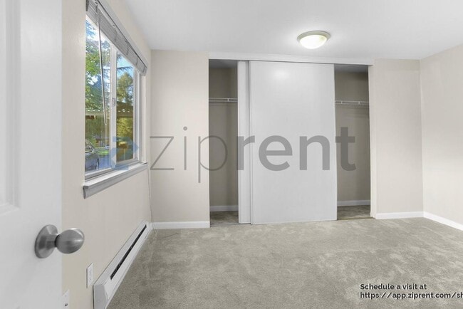 Building Photo - 10826 NE 148th Ln